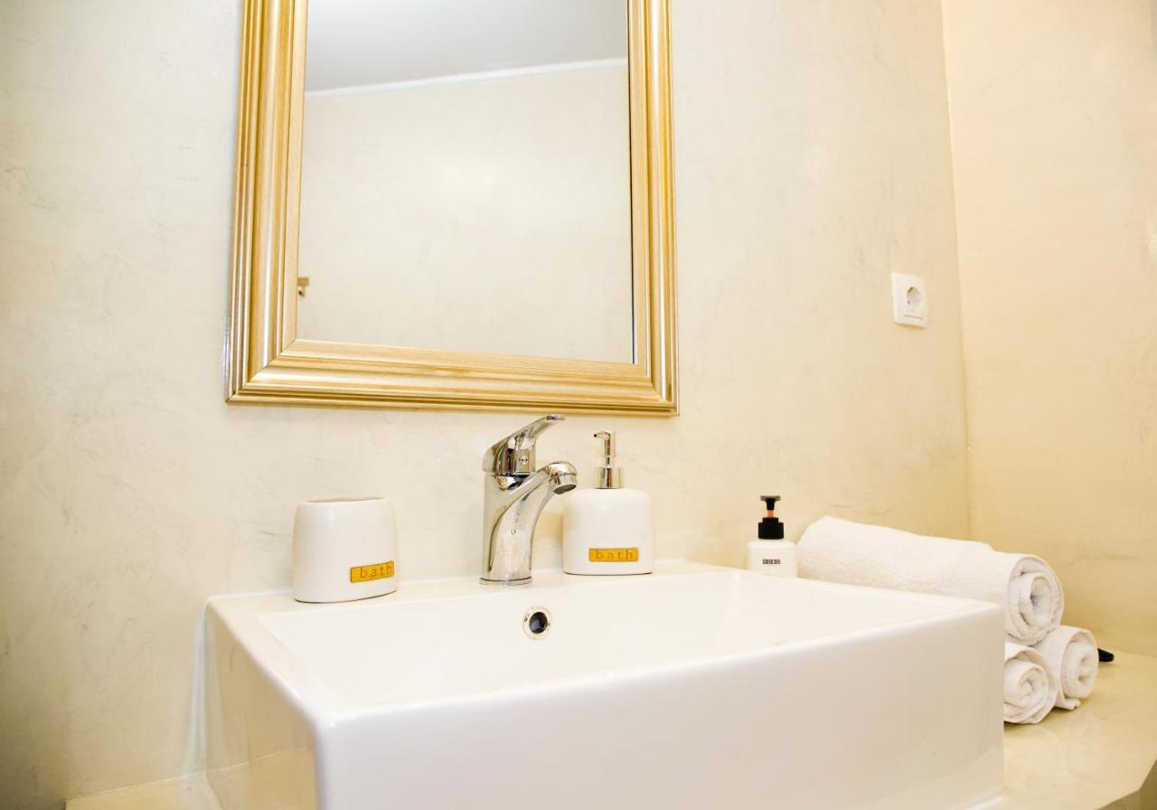 Praxitelis Luxury Apartments Atina Dış mekan fotoğraf